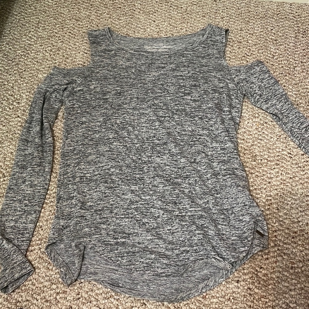 hollister shirt